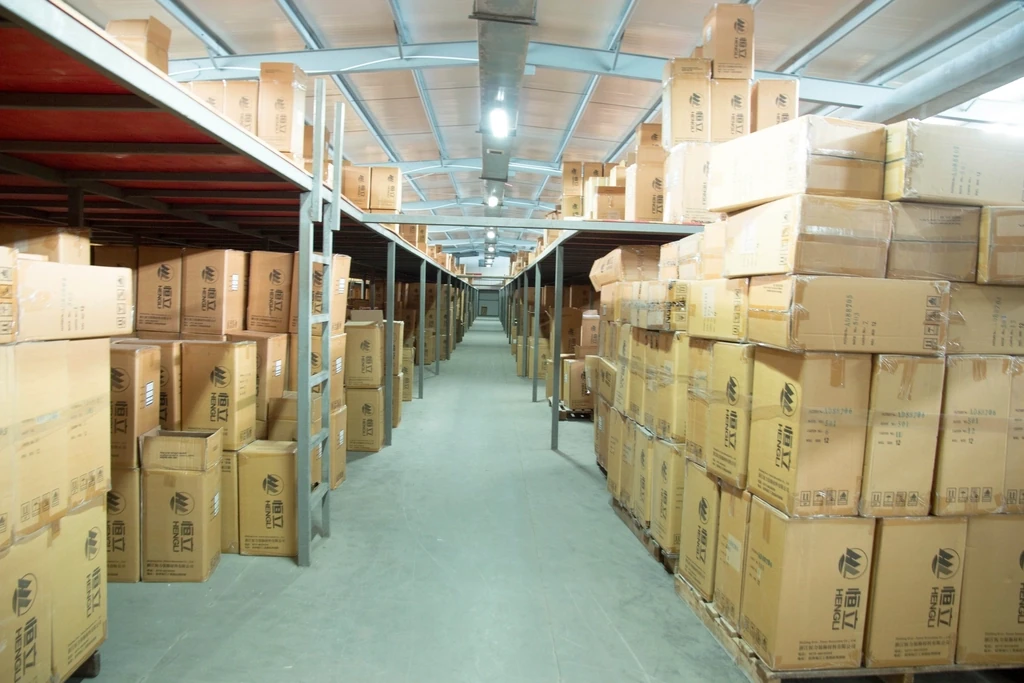 eBay store warehouse inventory